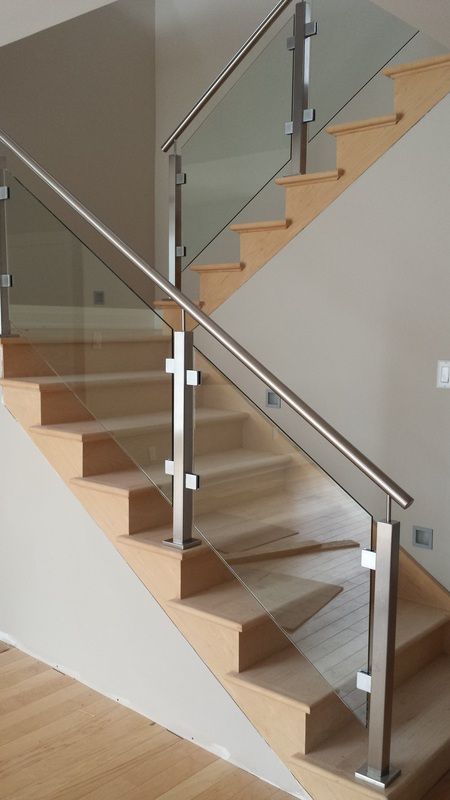 GLASS STAIR