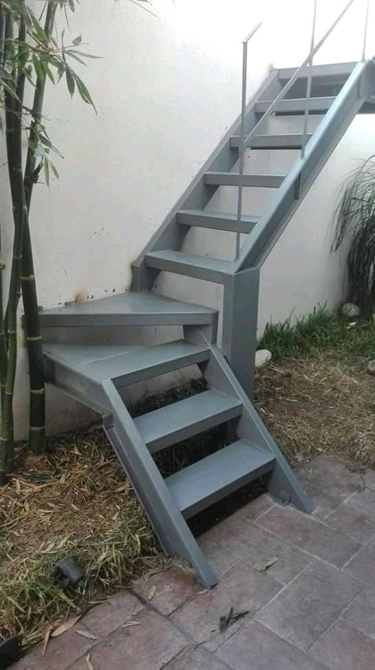 STEEL STAIR